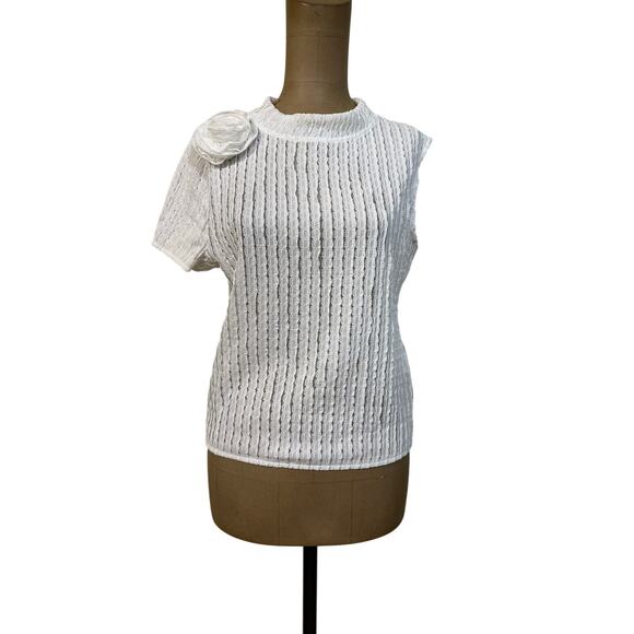 With Jean Loulou Top Crewneck White Sheer One Sleeve Floral Detail New size XL - Picture 5 of 8